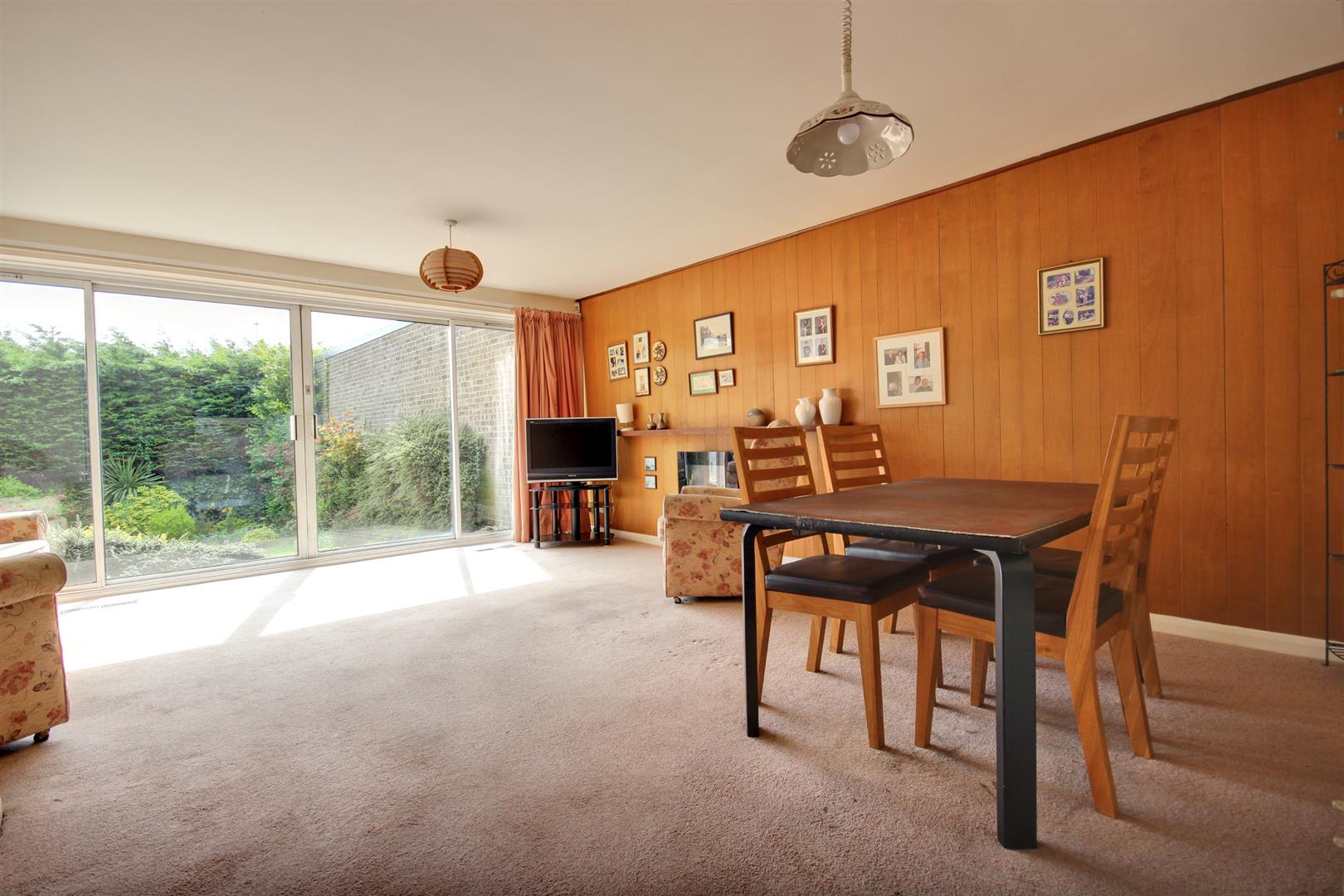 Priory Close, Swanland